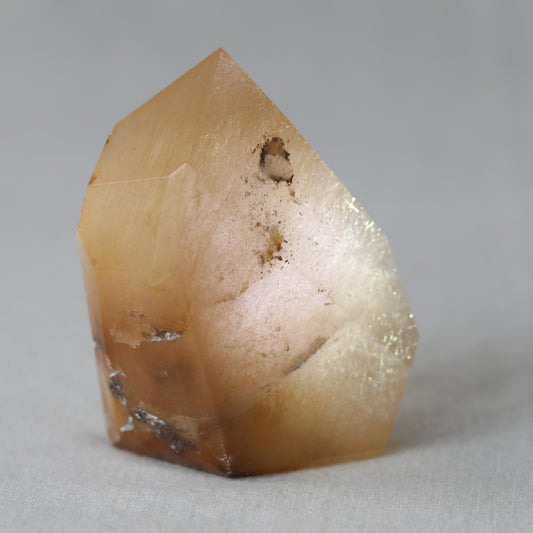 Tremolite
Yellowish Amphibole
Golden Amphibole
Honey Yellow Amphibole
Light Yellow Amphibole
Yellow-Brown Amphibole
freeform
sentient crystals
minerals
meditation