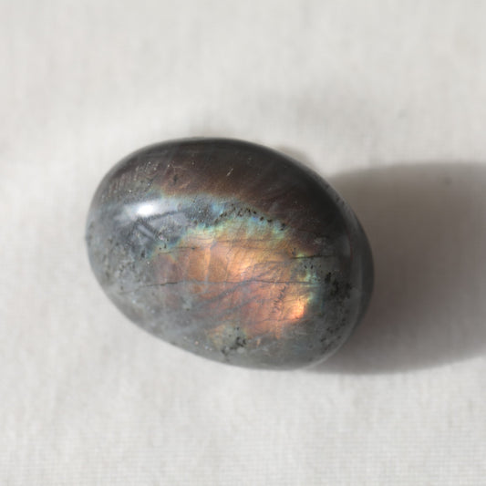 Gem Labradorite Palm Stone 27.50gm - Sentient Crystals - stone type - stone keywords