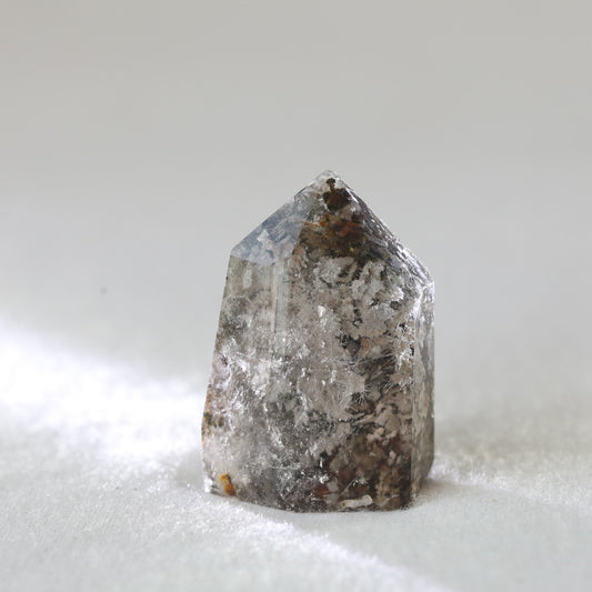 Garden Quartz Freeform 41gm - Sentient Crystals - stone type - stone keywords