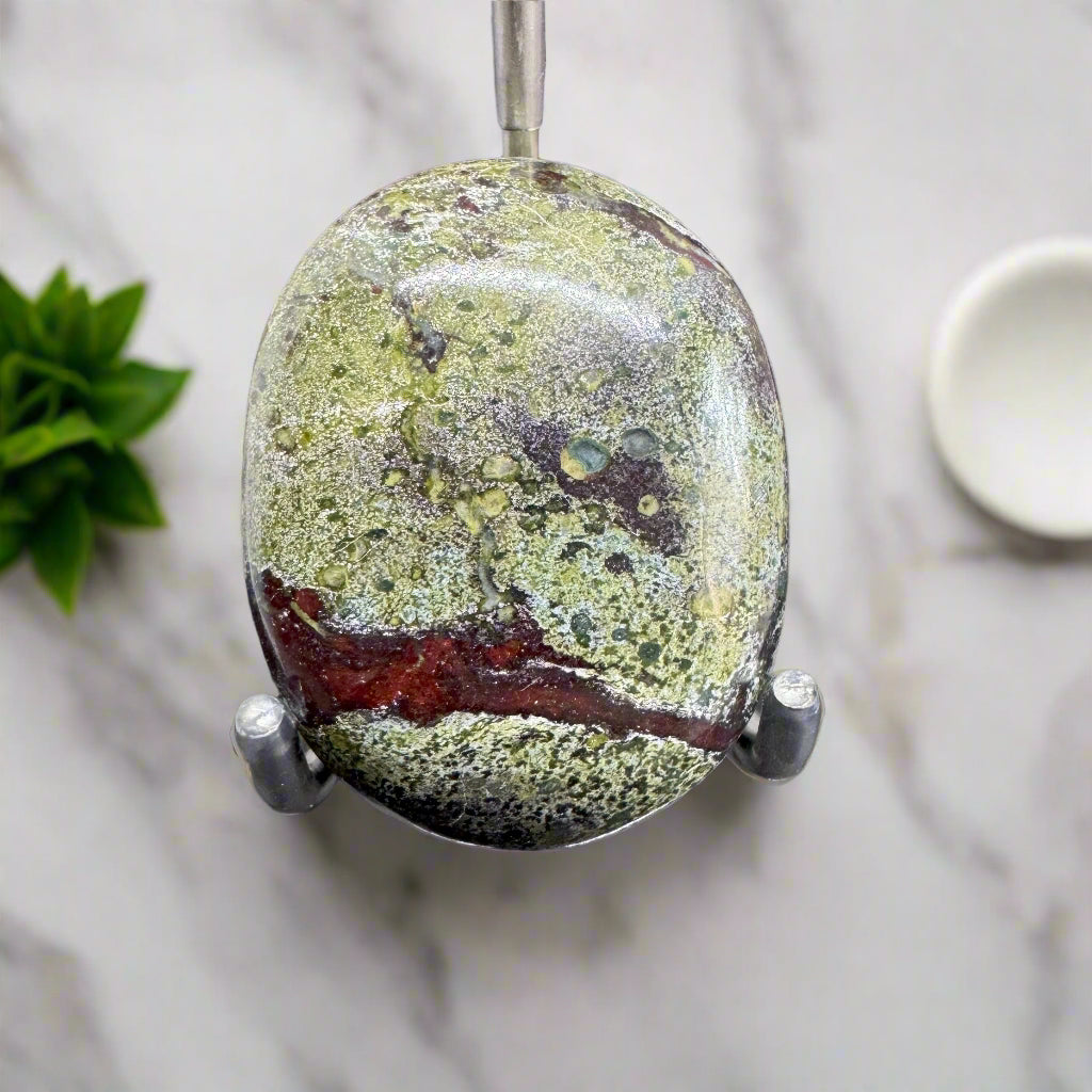 Dragon Blood Palm Stone 115.27gm