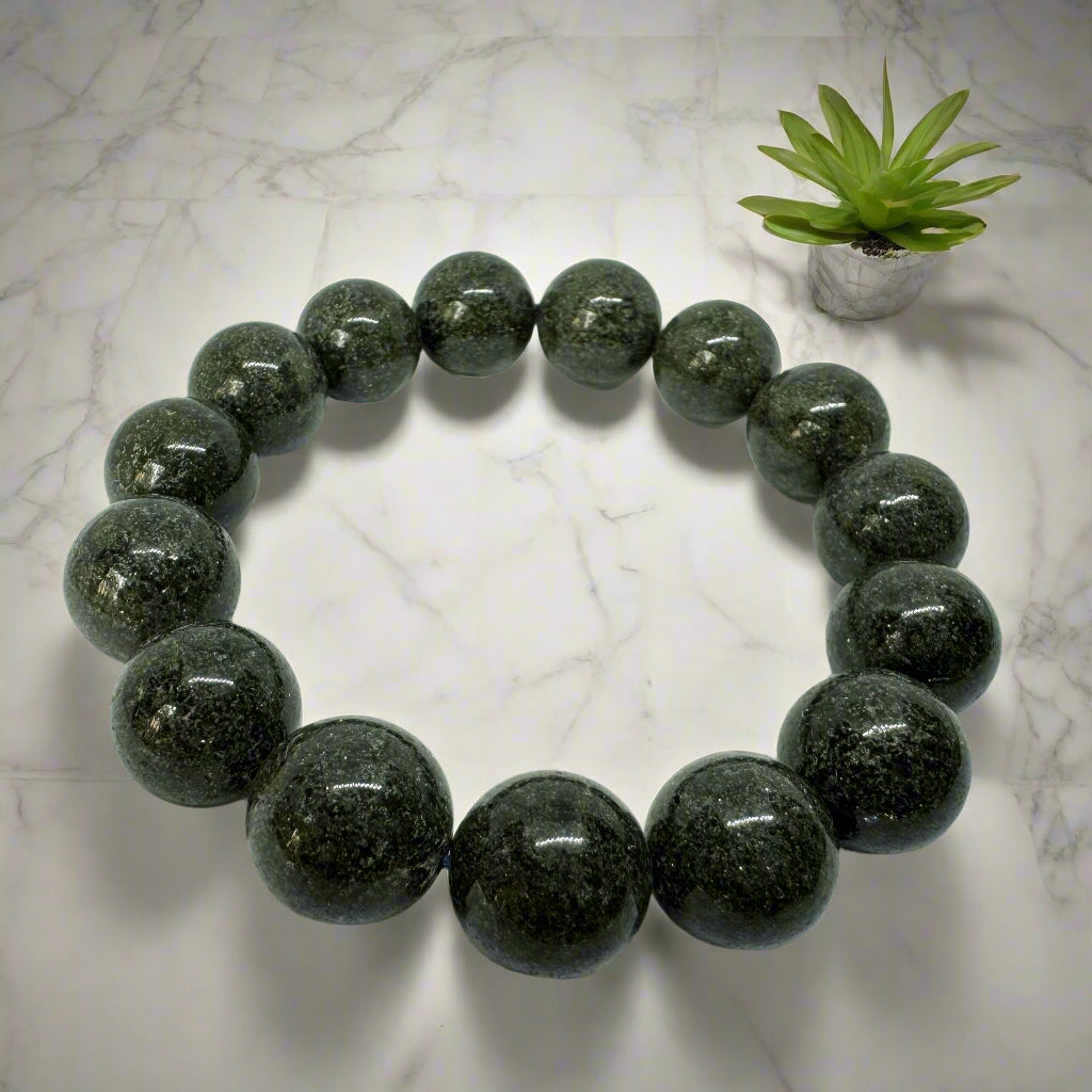 Green garden Quartz Bracelet 16mm