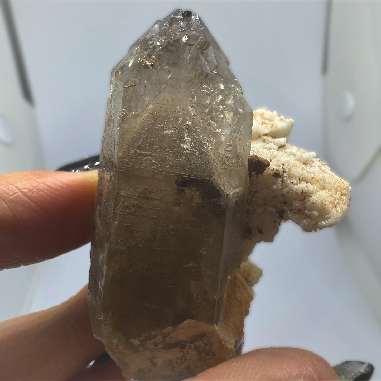 STONE FOR NEGETIVITY 
SMOKEY QUARTZ CLUSTER
SMOKEY QUARTZ WITH FELDSPAR
HEALING STONE 
SENTIENT CRYSTALS