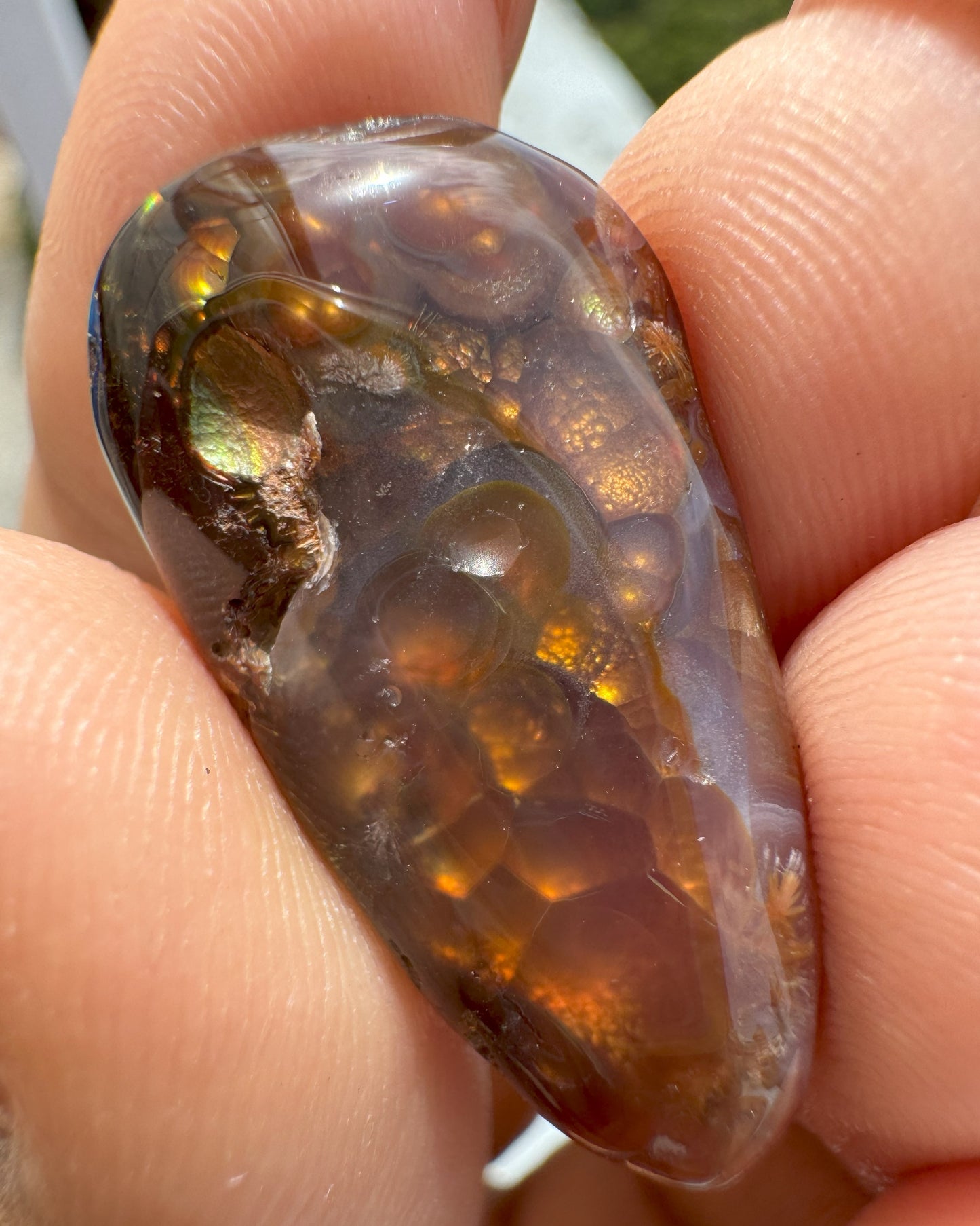 Fire Agate Raw – Protection, Courage & Inner Strength